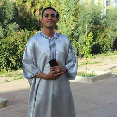 لا تتصنع عفويتك أجمل..
insta: @Bouchiba_yassine