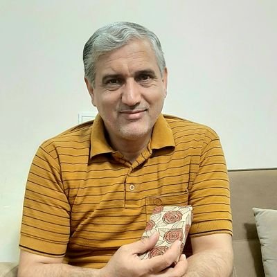 aagoli1's profile picture. ‏من متولد فروردین هستم از بیجار،علاقمند به طبیعت و موسیقی و خوشنویسی،عاشق کوه و کوهنوردی