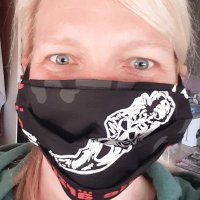 Sanni (@trillian_dent) 's Twitter Profile