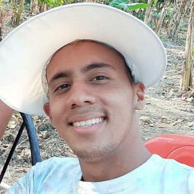 DarwiiinLopez's profile picture. n un mundo paralelo, yo te ignoro y tu me buscas ._______.
ig: DarwinLopez97