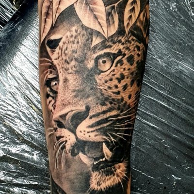 Specialise in black and grey realism 
Tattooing now for 2 years