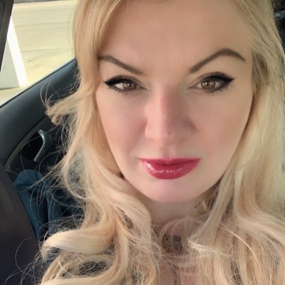 Holly07642914's profile picture. Married to a Sexy Scientist ♥️🌼 #BLM #LGBTQ 🌈🤗 I am all about progressive positive change 🌺🇺🇦