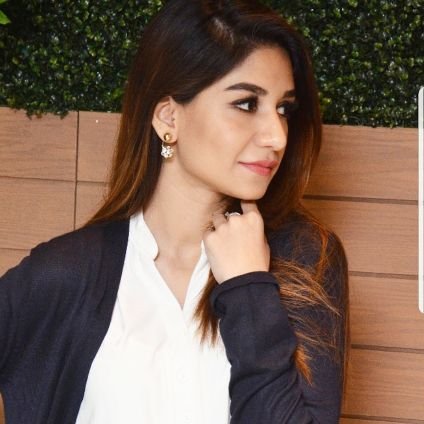 RidaZainabShah's profile picture. 