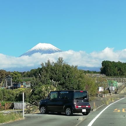 大阪市民。大阪の教育を壊したのは、教員の締め付けと給料を削減したイシンです。おかげで優秀な人材は大阪に来ません。大きな視野で、みなあかんでしょ、大阪のこと。大阪市府民としては、松井・吉村が中心たる維新は許せない。