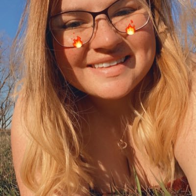 christi21720885's profile picture. 