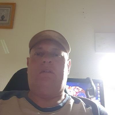 Leonard57498559's profile picture. 