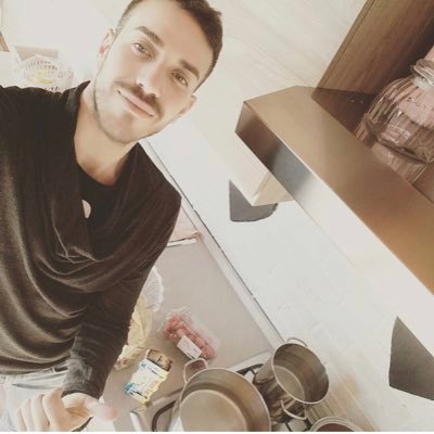 Jeanmar55602431's profile picture. Je suis quelqu'un de cool j'aimerais bien qu'on découvre mes caractères et sentiments 😊😊