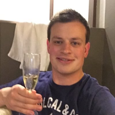 Software developer, studied at @PlymUni and all round sports fan.