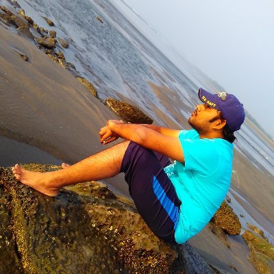 Moqtadir28's profile picture. 