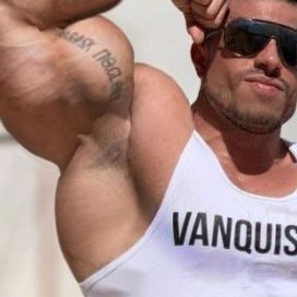 fou tarĆ© de musclors bestiasses bodybuilders cultos yper secs veineux tire jus pour branle de ouf et jutecrazy muscled bestiasses bodybuilders cultos yper dry v