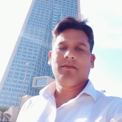 मनुष्य को हमेशा यह नही सोचना चाहिए की वो अपने जीवन में कितना खुश है,
बल्कि यह सोचना चाहिये की उस मनुष्य की वजह से दूसरे कितने खुश हैं।