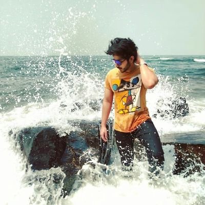 AhmedMirZa1230's profile picture. Who reads these anyways?