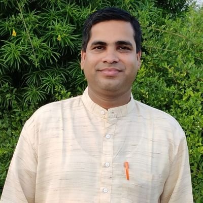 Assist Professor, Education Department,
Central Sanskrit University,Jaipur, Raj. 
संस्कृतशिक्षा, संस्कृतिरक्षा ।
भारतीयशिक्षा, देशसुरक्षा ।।
(देश का स्वयंसेवक)