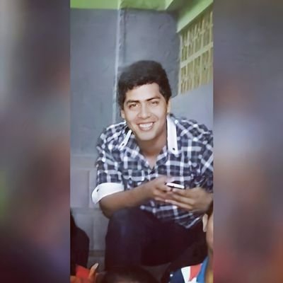 FrancMart997's profile picture. Les Traigo Paz