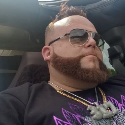 House music and techno is my life! Jelly roll Yella wolf . Low rider and bully breeds