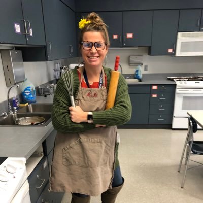 Danikawall2's profile picture. Mom, FCS Teacher, Runner, Lover of humanity and all things happy and positive. (Opinions are my own, not those of my employer.)
