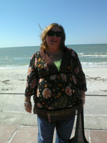 TheJunkGoddess's profile picture. Junk Gypsy wannabe, body shop mama, good friend, great cook and tragically single