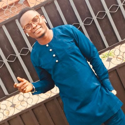 Richard91272681's profile picture. we're all in the same game.But different level.dealing with the same hell. But different devils🔫🔫🔫