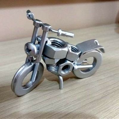 ALEXAND24838586's profile picture. 