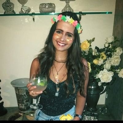 WilkenGabi's profile picture. Viver e não ter a vergonha de ser feliz