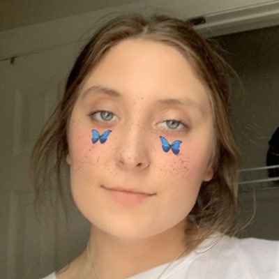 zoe_loveall's profile picture. 