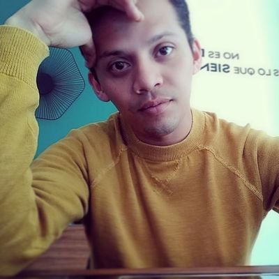 Astronauta 🌑, Cineasta 🎥, Escritor 📝y Cantante 🎤...eso siempre quise ser de grande 😀
