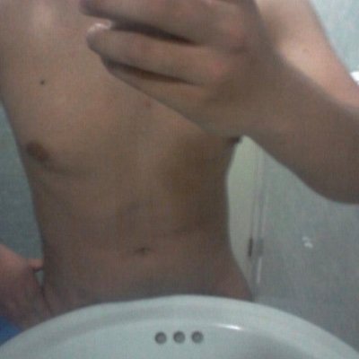 Tengo esta cuenta solo para ver el porno chileno, me gusta el cruising y el morbo entre hombres fabricación del 93’