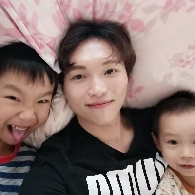 Ngothilien5's profile picture. Lgbt