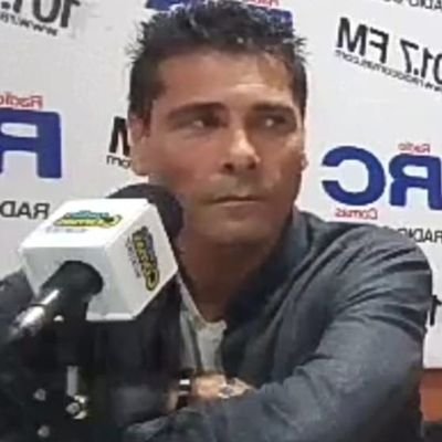UNA AGRUPACION CON CEREBRO DE DERECHA Y CORAZÓN DE IZQUIERDA ... tenemos todo, para ser el mejor pais del mundo.
USEMOS LA LÓGICA Y NO LA IDEOLOGÍA