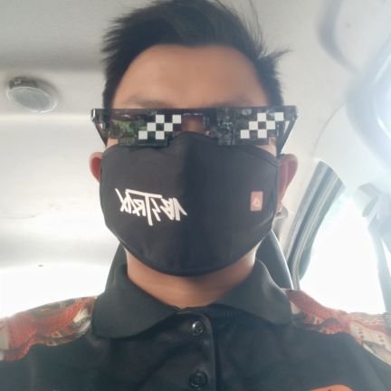Dimitri_payes's profile picture. Kembara kita masih jauh, berselindung dosa ku tempuh