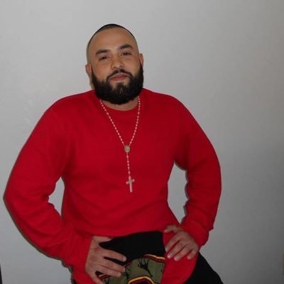 ese305's profile picture. i'm the Last Lover Left