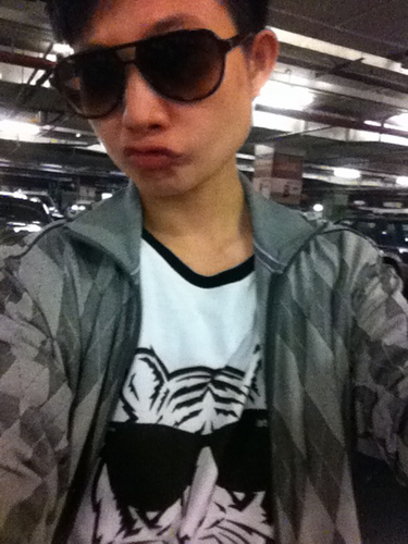 SANTAKITE's profile picture. OLD HABITS DIE HARD!!! 
the Reporter of Naughty News/ Wine Lover of WineLineUp @ http://t.co/vYbj8alROK (the best internet TV of THAILAND 55555!!!)