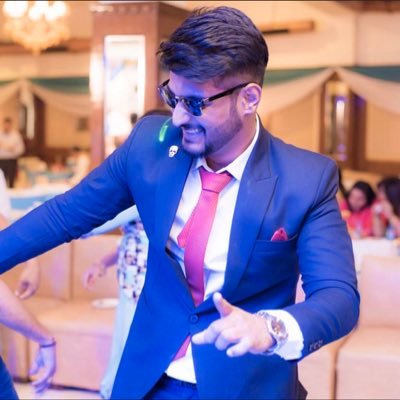 Ratul23_'s profile picture. Lawyer. Entrepreneur.