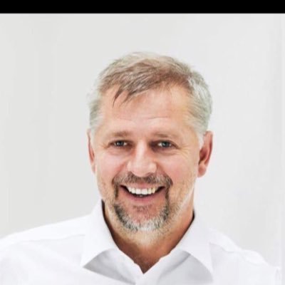 bendl_petr's profile picture. poslanec ODS, OSVČ v zemědělství, chovatel koní, příležitostný muzikant a člen amatérského divadelního souboru