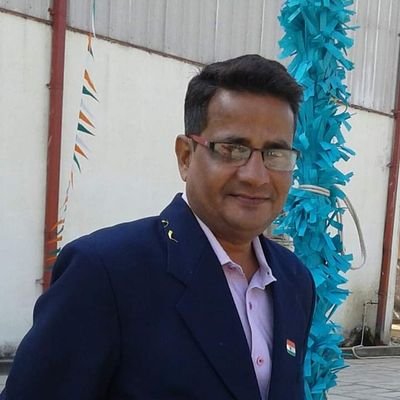 Sarbe bhabantu Sukhinah....
want to be a good human being....
Kisiki mushkurahaton se ho nisaar... kisiki dard le sakey, tho le udhaar...