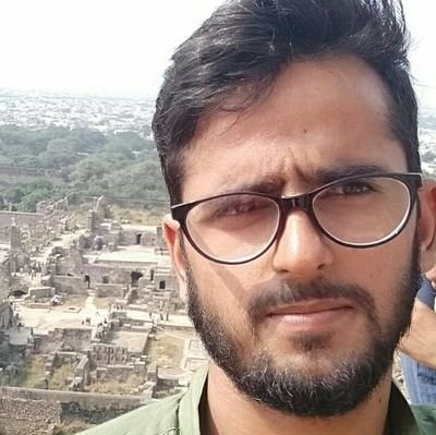 हिंदू मुस्लिम करने वाले लोग दूर रहे !
जिसके अंदर इंसानियत नहीं ओ इंसान नहीं !!