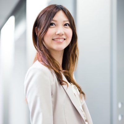 エンタメの会社で経営企画 / ex-HR at Recruit & dely / 9歳娘&スタートアップ旦那との暮らし/ 現実も仮想も世界をつないで彩りを