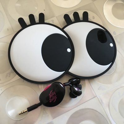 sw0fLn3snWEJJoo's profile picture. 