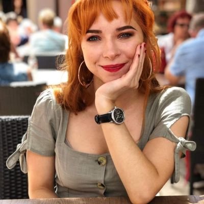 opal_light's profile picture. 