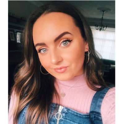 . . . . . . . . . . . . . .5ft, brunette . . . . . . . . . . . . . The biggest adventure you can take is to live the life of your dreams ♡