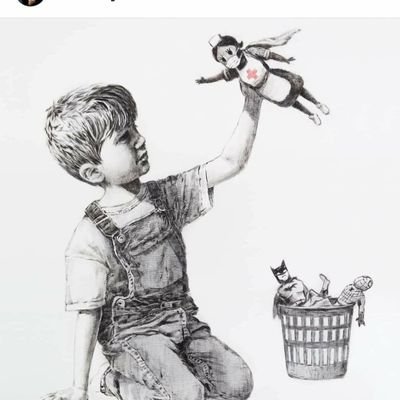 Lunallena1111's profile picture. Con la dignidad no se come, pero un pueblo sin dignidad, se pone de rodillas y termina sin comer ( Julio Anguita )