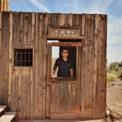Violence, displacement, and the urban |
I teach Urban Planning @UofIllinois |
@USIP-Minerva Peace and Security Scholar 2021-22