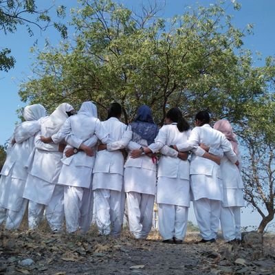 MofidaKhatun3's profile picture. i want to become a community health officer.i will help our family ,to our society , to our community people.i will stay behind of poor family..