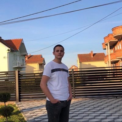 EgzonZuka4's profile picture. https://t.co/mXbzWBBmv4