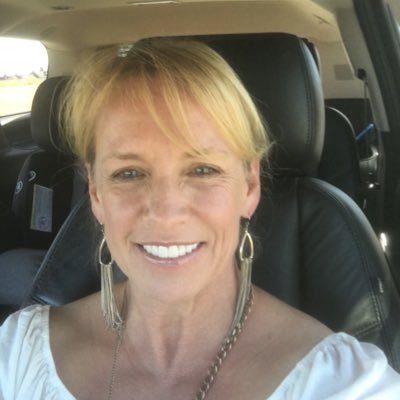 LindaDHamblin's profile picture. I’m back! politics junkie, once editorial board member, Mom to 6, and “Lulu” to 13. Me & Hubby @2thdocscott spend our week between Alpine, UT and Las Vegas, NV.