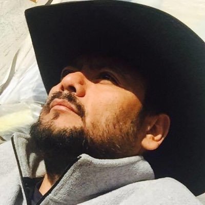 jahmed3331's profile picture. Sencillito y carismatico! Vivo y dejo vivir