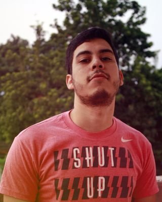 GullottaKender's profile picture. Venezolano | Maracayero
🖌 Diseñador gráfico 
🔥 Brigadistas Industrial
📸 fotógrafo de medio tiempo