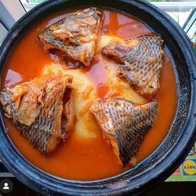 we eat, we cook, we write, share and blog about food from your favorite local joints in Ghana & any part of Africa .
For Advertisement & Hype on products, Dm us
