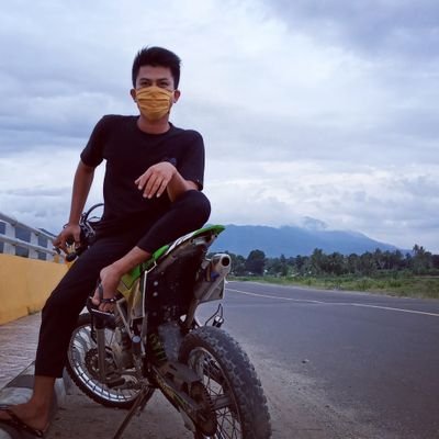 BronkZerri's profile picture. #.DSAS_Dunia Sesaat Akhirat Selamanya