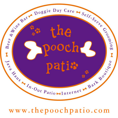 Dog oasis destination for dogs Offering day care, suite boarding, grooming, baths, dog training, cat boarding, Bark refail store & dog party packages.